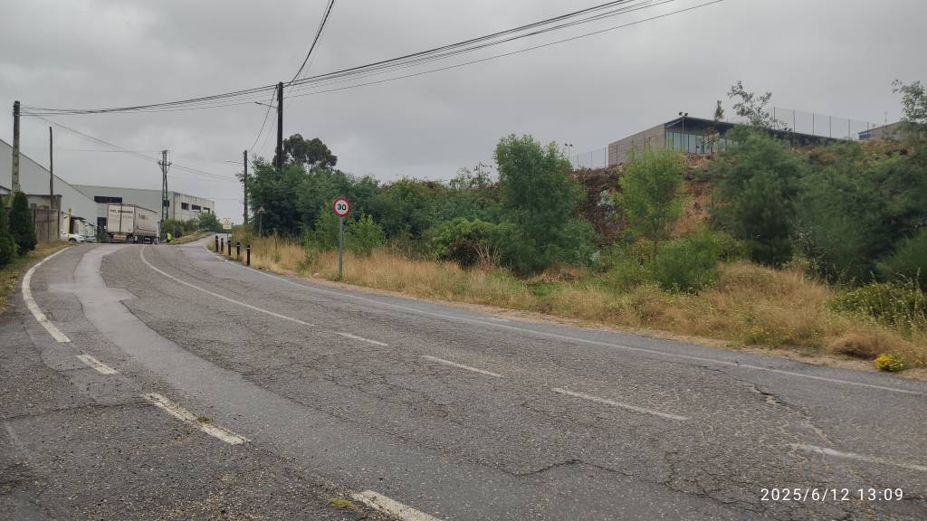 13 06 25 Acceso IES Salvaterra